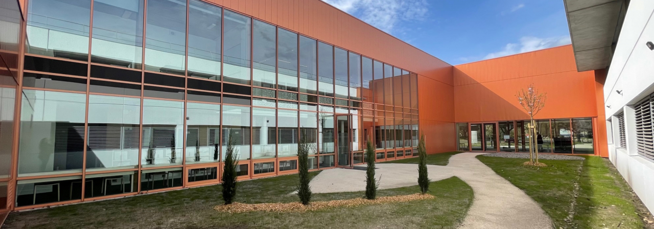 Patio ENSEGID 6 Appel à candidatures : Hébergement d'entreprises à l'ENSEGID Appel à candidatures : Hébergement d'entreprises à l'ENSEGID