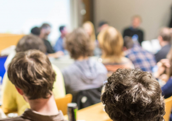 les étudiants ENSEGID s’impliquent dans le débat public sur le PNGMDR